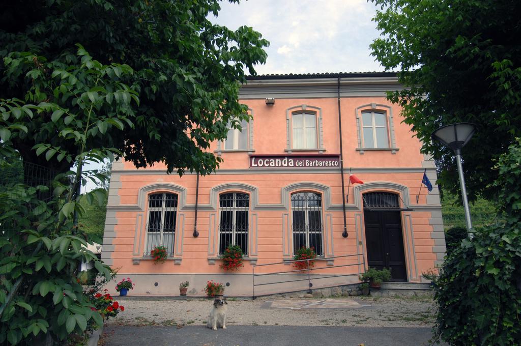 Locanda Del Barbaresco Alba  Exteriör bild